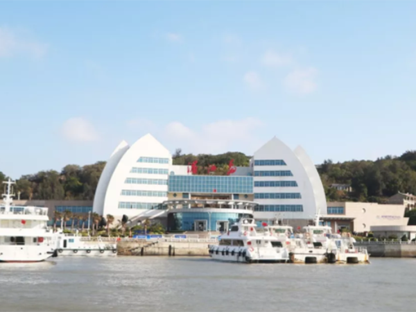 業盛堂福建莆田湄洲島“凝心聚力，愛在路上”旅游拓展活動